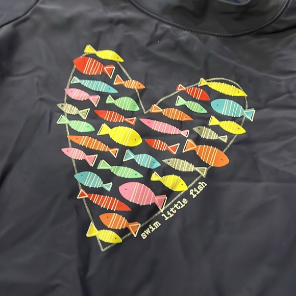 Kiko & Max Rashguard Top - Picture 2 of 3